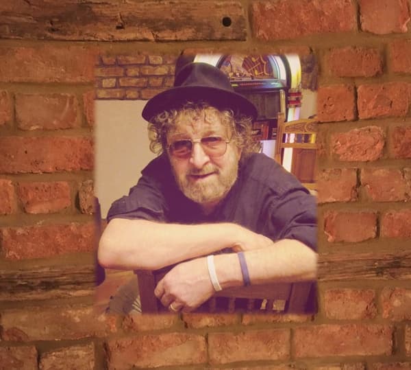 Chas Hodges - Right At Home (CD)